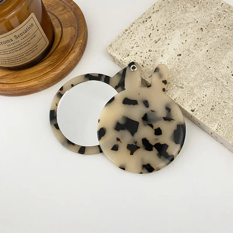 Personalized New Style Rabbit Shaped Pocket Mini Flap Acetate Plate Lighted Makeup Cosmetic Mirror Vanity Beauty
