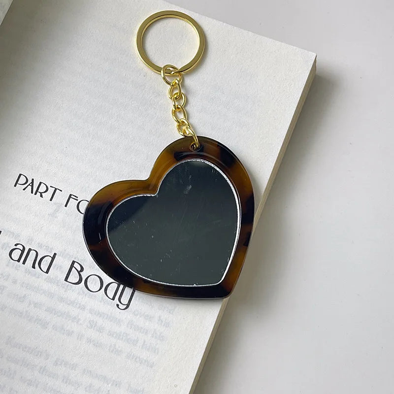 Zonyin New Design Acetate Mini Love Makeup Mirror and Comb KeyChain Heart-Shape Cute Cosmetic Mirror With Schoolbag Accessories