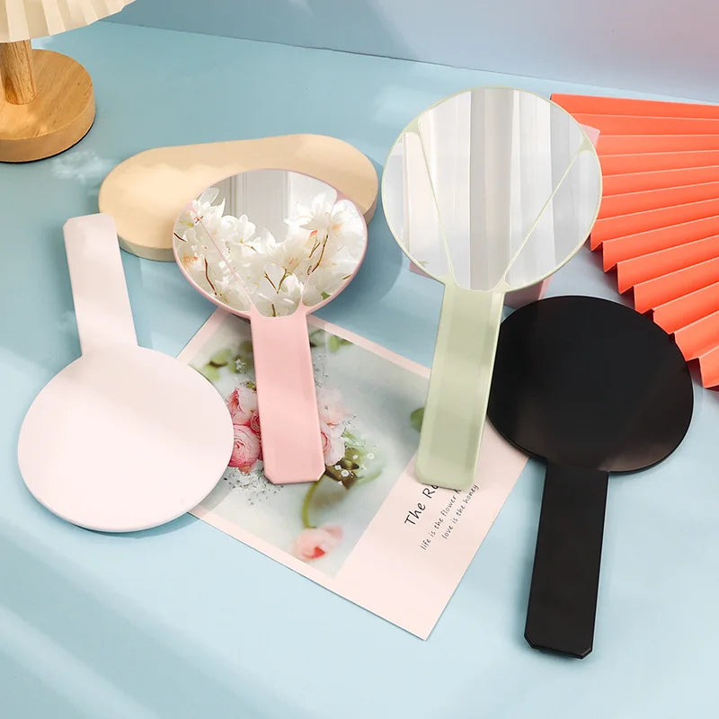 Zonyin Wholesale Handheld Single Sided Travel Mirror Customized Logo Plastic Handle Mirror HD Makeup Mirror Girls Portable Cute