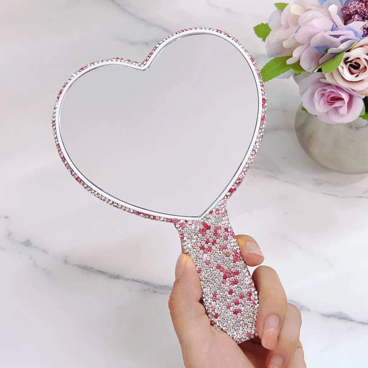 Zonyin Custom Logo Heart Shape Diamond Handheld Makeup Mirror Custom Hand Held Portable Private Label Round Makeup Mirror