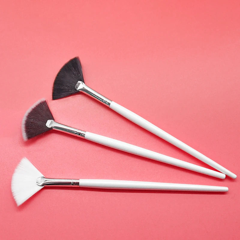 Zonyin Hot Selling Wholesale Acid Brushes New Face Mask Brush Skin Peeling Stock Small Fan Shade Slant Head Makeup Brush