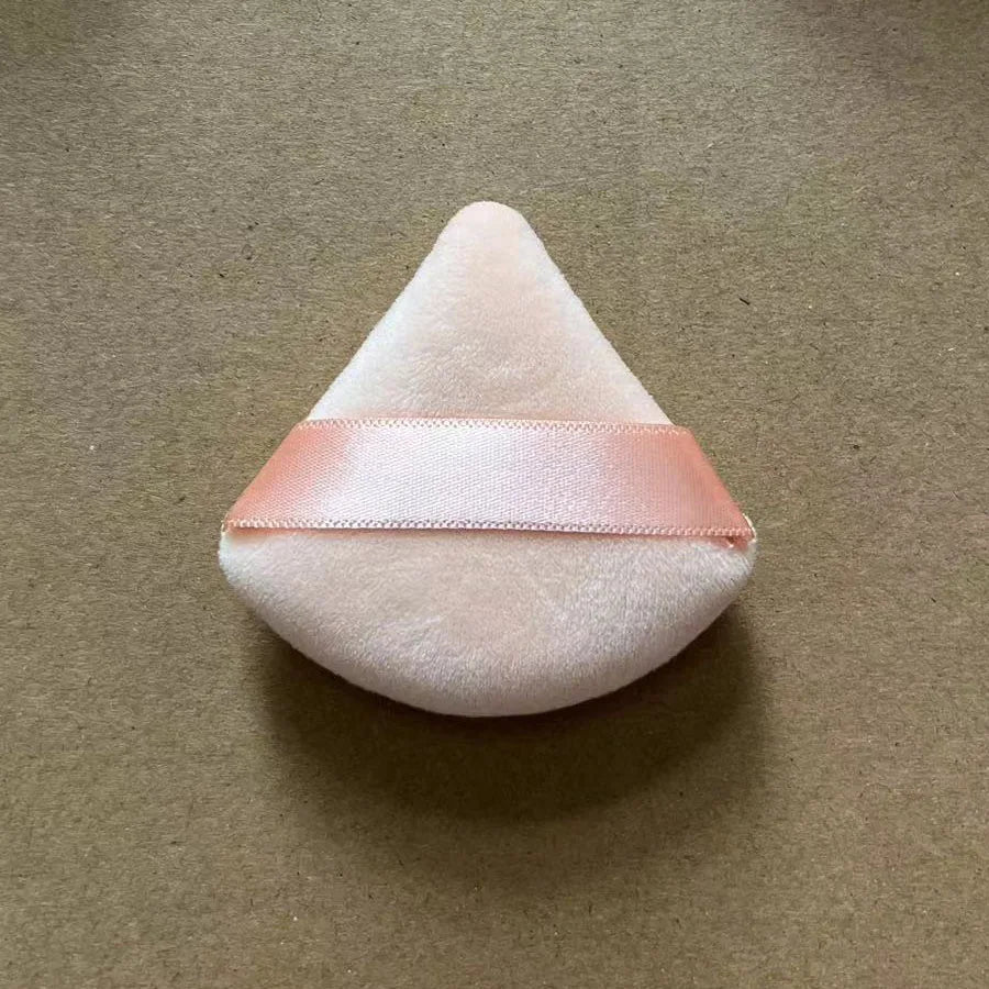 Zonyin Custom Logo Velour Triangle Powder Puff Soft Velvet Cotton Face Makeup Sponge Loose Powder Cosmetic Puffs With Box