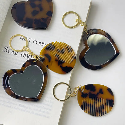 Zonyin New Design Acetate Mini Love Makeup Mirror and Comb KeyChain Heart-Shape Cute Cosmetic Mirror With Schoolbag Accessories