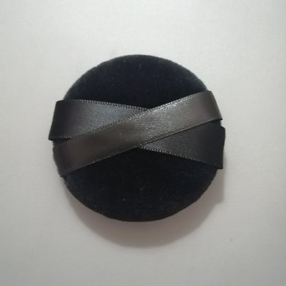Zonyin Custom Logo Red Powder Puff Soft Velvet Triangle Powder Puffs Loose Velour Powder Makeup Puff with 2 Ribbons