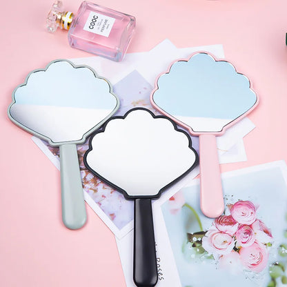 Zonyin Custom Logo Shell Shaped ABS Plastic Cosmetic Mirror Portable Single-Sided Mini Handheld Hand Makeup Mirror for Beauty