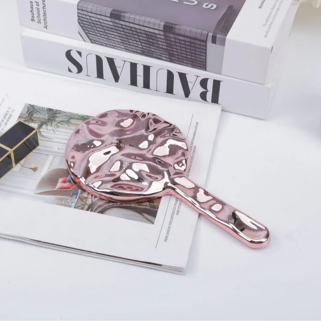 Zonyin New Design Electroplate Hand-held Round Pocket Mirror Custom Logo Portable Beauty Handheld Makeup Mirror with Promotion