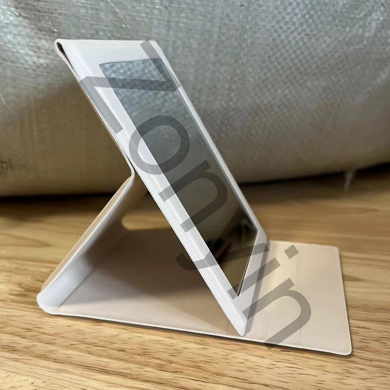 Zonyin High Quality White Rectangle PU Leather Folding Mirror LOW MOQ Custom Logo Portable Makeup Vanity Mirror for Travel
