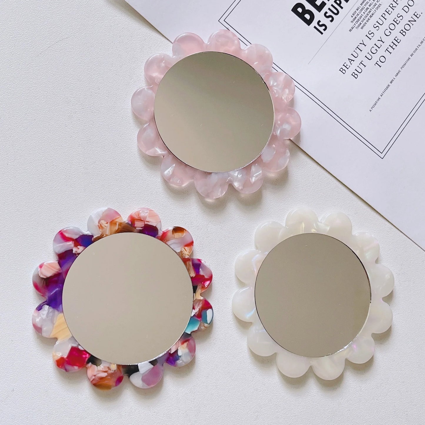 Zonyin Promotion High-End Portable Mini Makeup Mirror Compact Retro Acetate Plate Sunflower Custom Logo Pocket Mirror for Girls