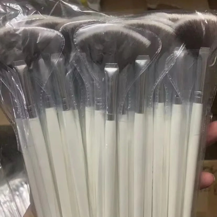 Zonyin Hot Selling Wholesale Acid Brushes New Face Mask Brush Skin Peeling Stock Small Fan Shade Slant Head Makeup Brush