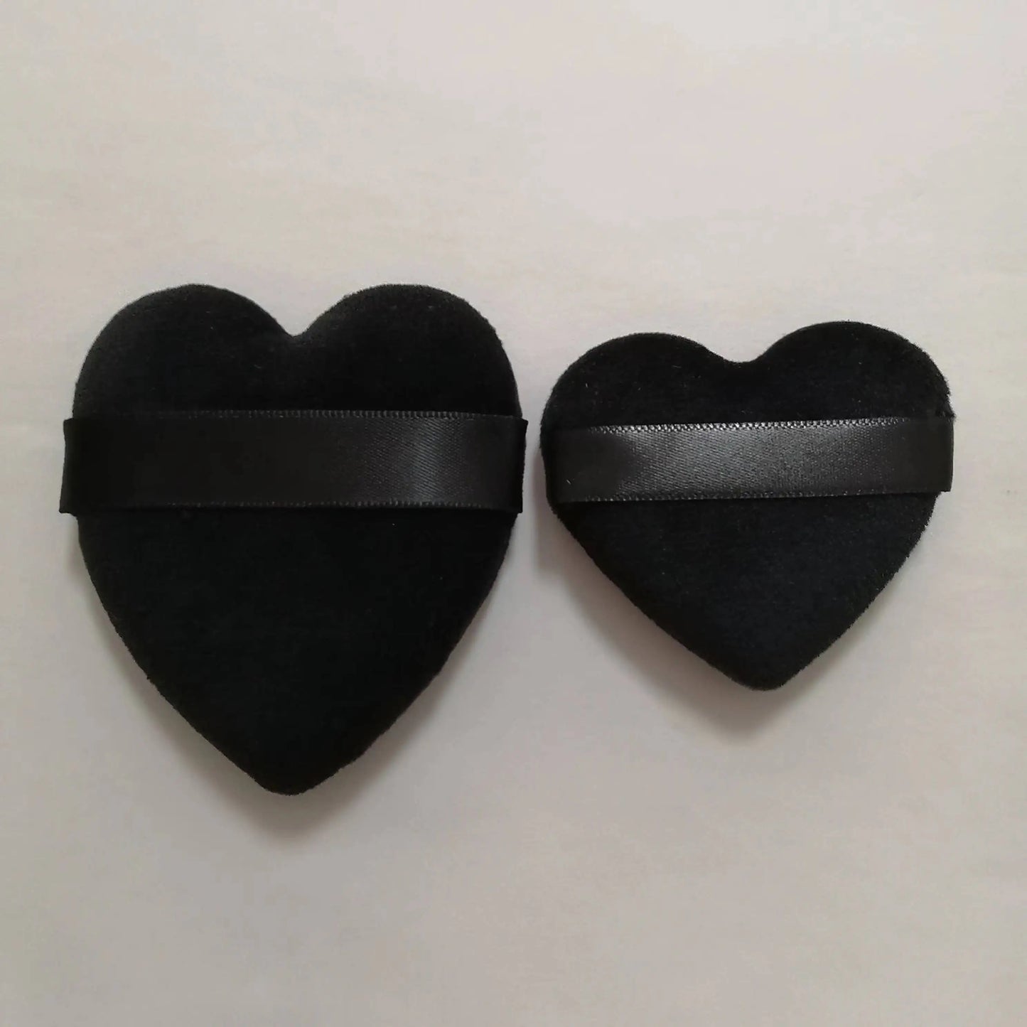 Zonyin New Arrival Small Big Pink Heart Shaped Soft Velvet Powder Puff for Make up