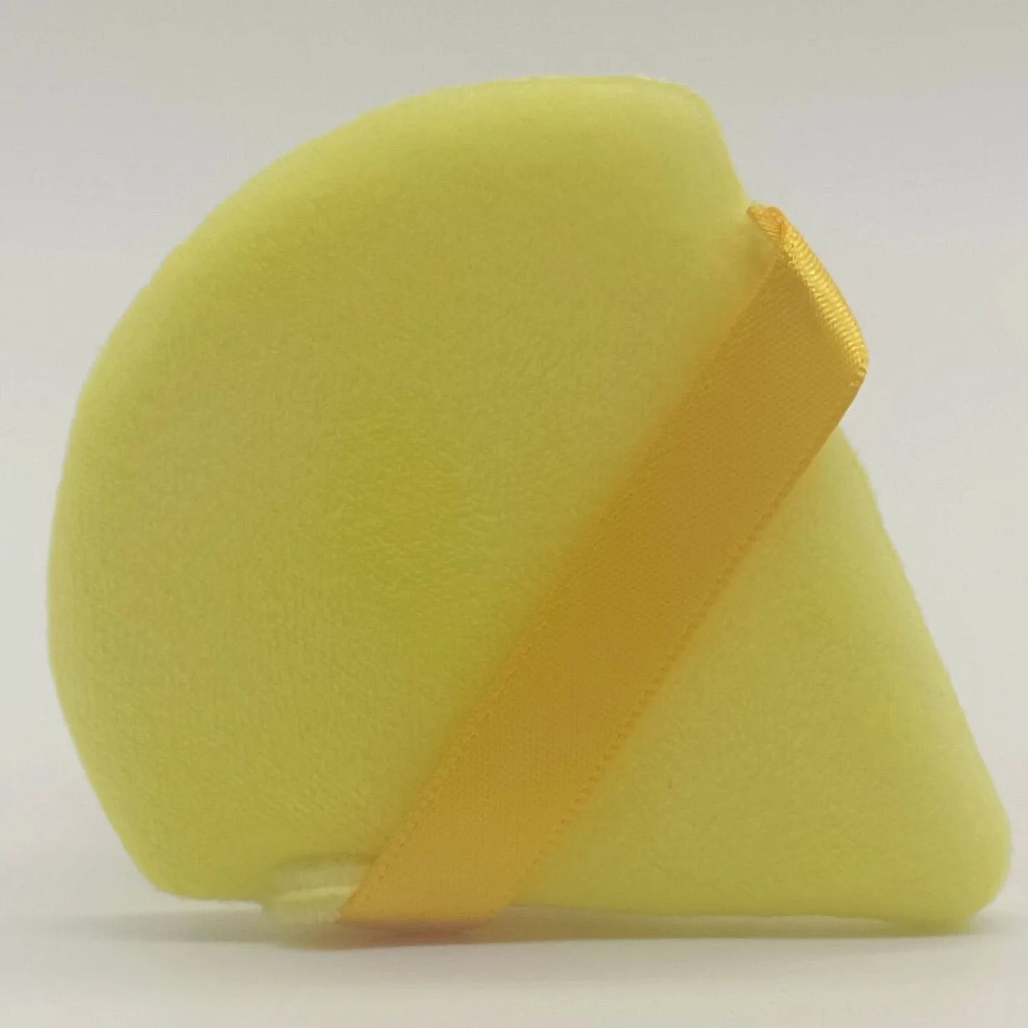 Zonyin Super Soft White Velvet Triangle Powder Puff Face Makeup Sponge Cosmetic Puff for Loose Powder