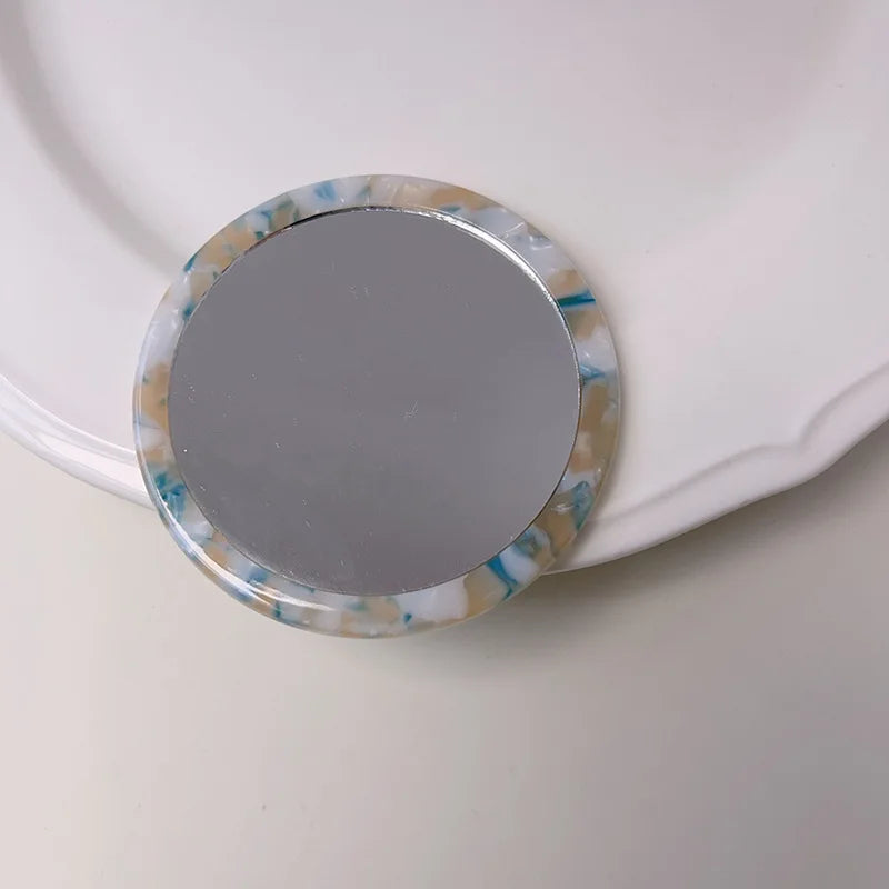 Zonyin Custom Logo Ins New Style Portable Cosmetic Mirror Small Pocket Makeup Bag Mirror Personalized Features for Women