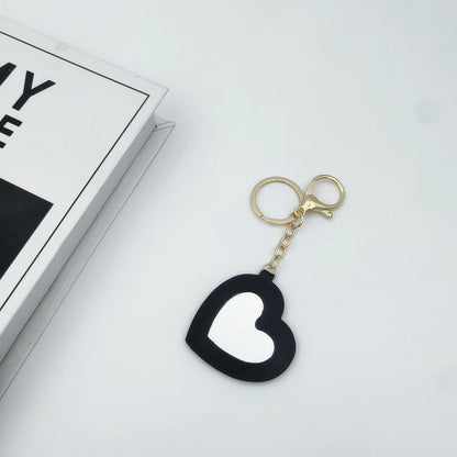 Zonyin PU Leather Makeup Mirror Key Chain Custom Logo Blank Promotional Gifts Portable Pocket Mirror Heart Mirror Keychain Bulk