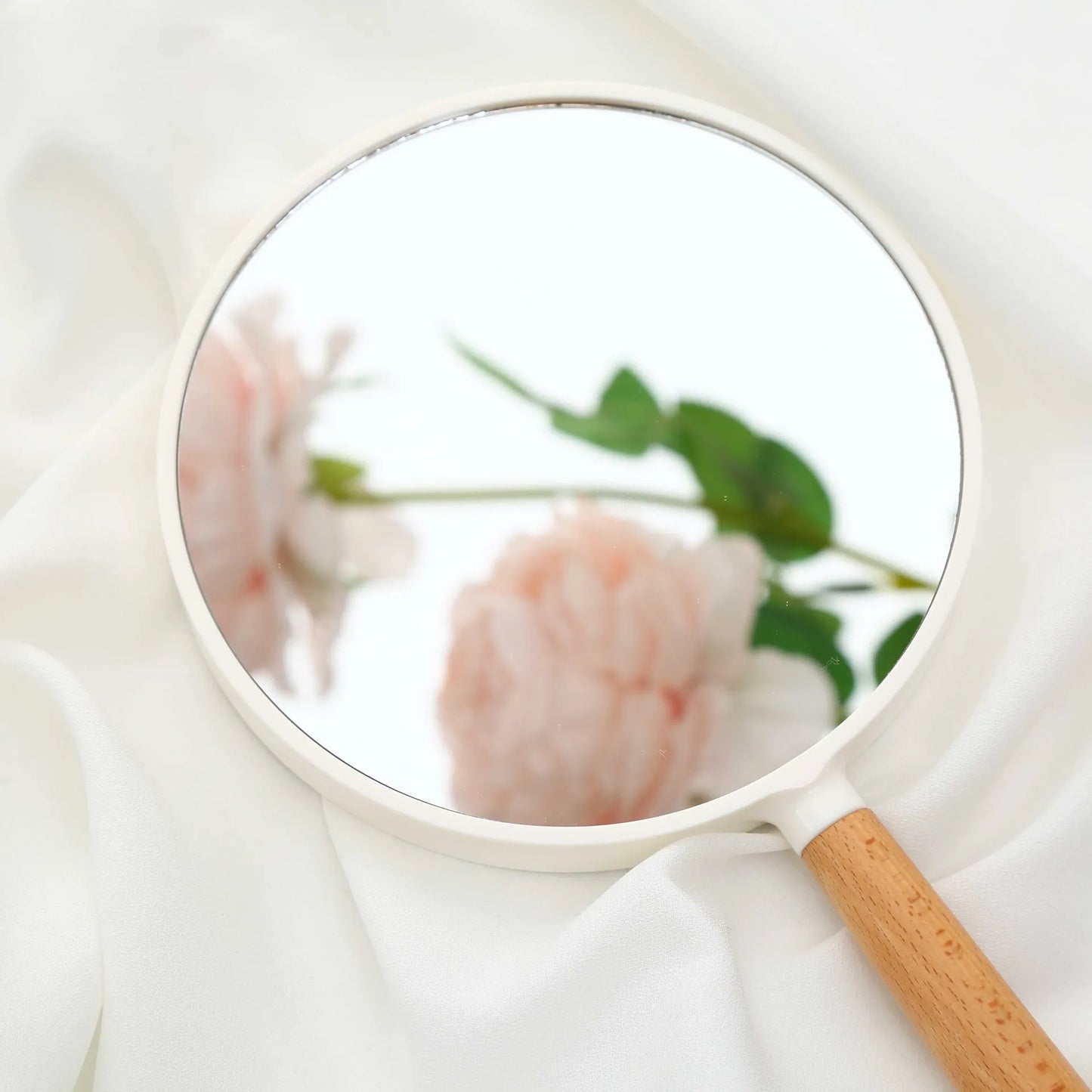 Zonyin Custom Logo Plastic Portable Small Handheld Mirror Round Double Sided Magnifying Cosmetic Mirror With Wooden Handle