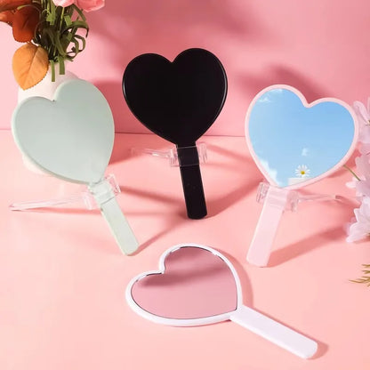 Zonyin Customized Plastic Mini Handheld Mirror Heart Shape Portable Cute Cosmetic Mirror for Bride Wedding Gifts