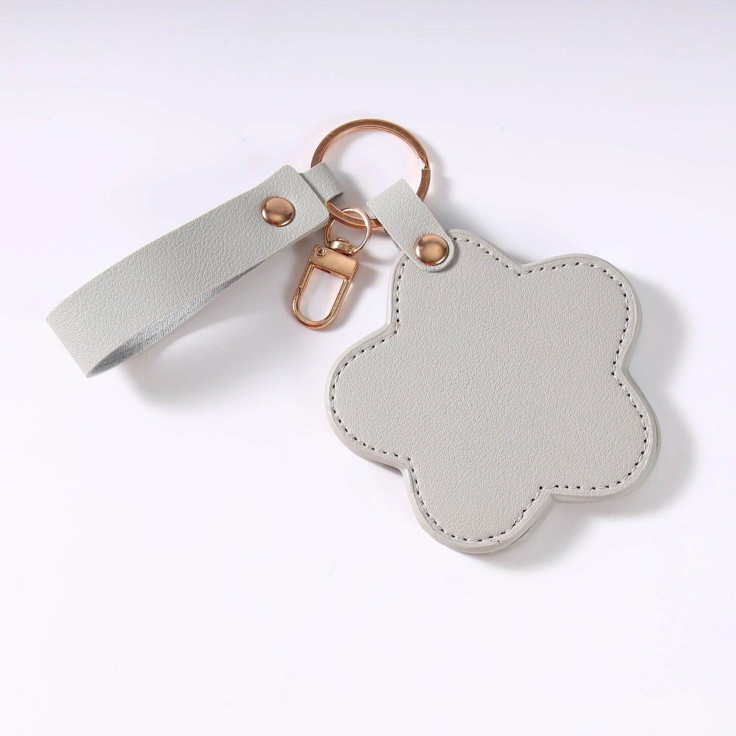 Zonyin NEW ARRIVAL Cute Yellow Star Small Makeup Mirror Customized Logo Pu Leather Pocket Cosmetic Keychain Mirror for Kids