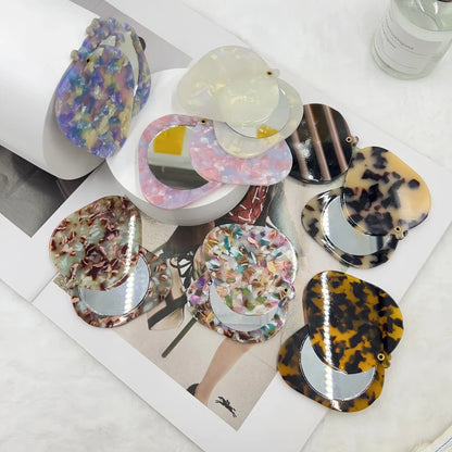 Zonyin Rotate Open Design Heart-Shape Acetate Portable Pocket Cosmetic Mirror Folding Small Travel Makeup Mirror for Promotional