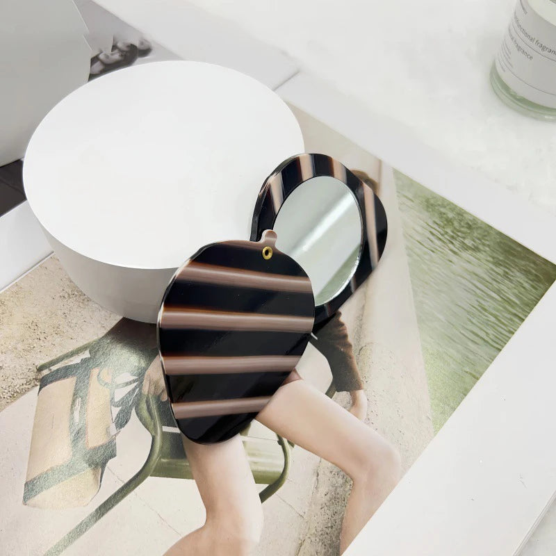 Zonyin Rotate Open Design Heart-Shape Acetate Portable Pocket Cosmetic Mirror Folding Small Travel Makeup Mirror for Promotional