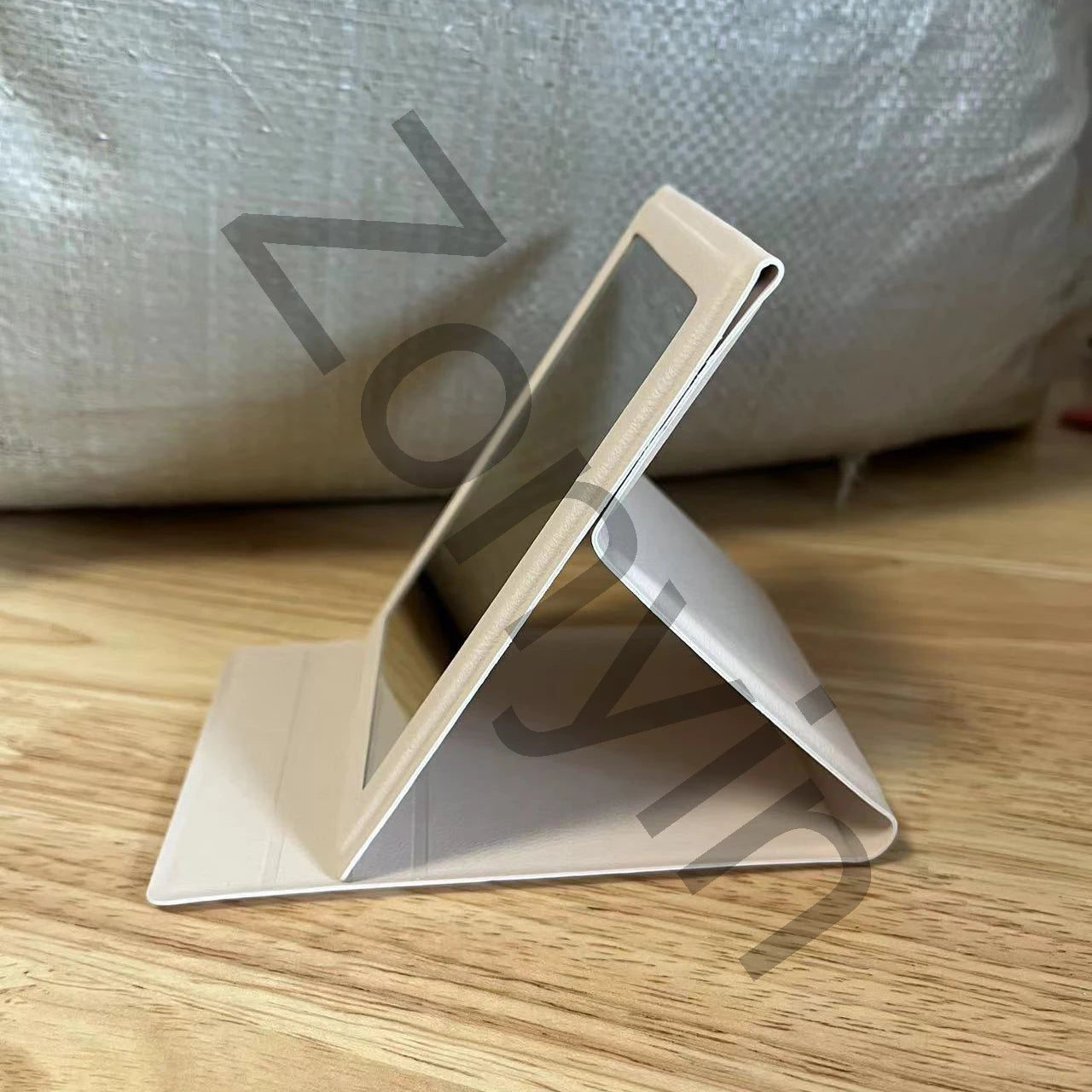 Zonyin High Quality White Rectangle PU Leather Folding Mirror LOW MOQ Custom Logo Portable Makeup Vanity Mirror for Travel