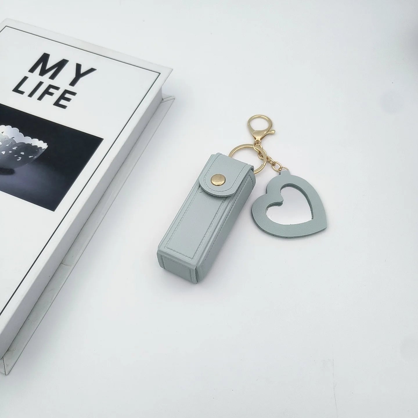 Zonyin High Quality Love Shape PU Leather Makeup Keychain Mirror Portable Heart Small Mirror and Lipstick Holder for Women Girls