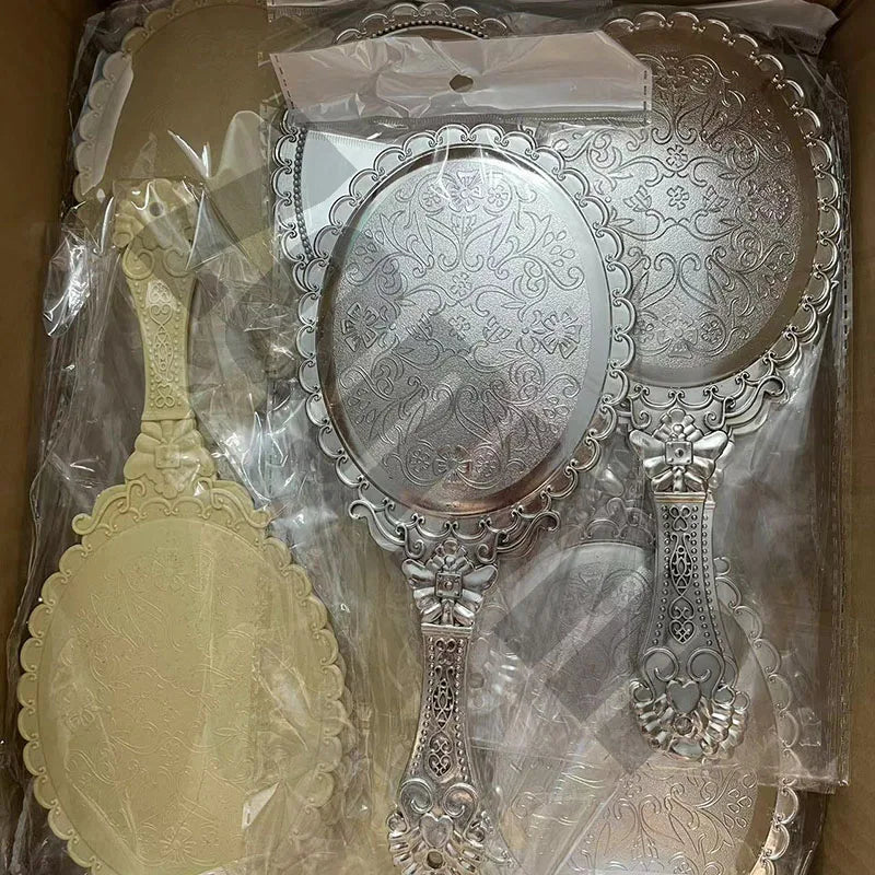 Zonyin High Quality Gold Oval Handheld Makeup Mirror Custom Logo Vanity Retro Hand Held Cosmetic Mirror for Women Girls Gift
