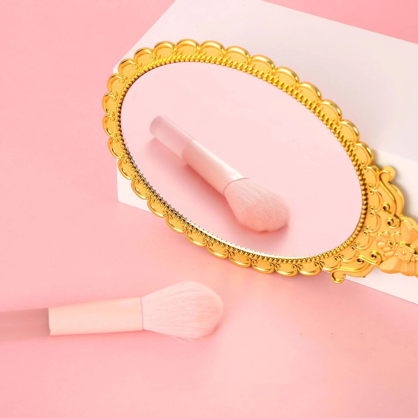 Zonyin Gold Vintage Handheld Makeup Mirror Goldplated Plastic Hand Personalized Portable Cosmetic Vanity Mirror for Wedding