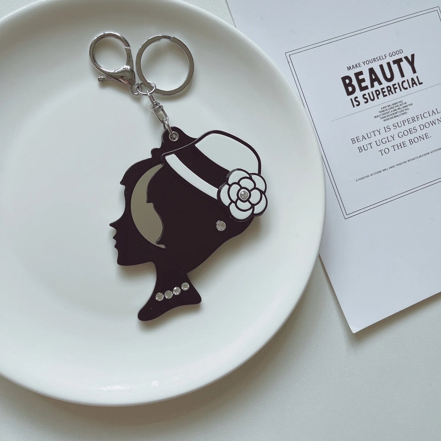 Zonyin Hot Selling Acetate Portable Small Makeup Mirror Key Chain Bag Pendant Accessories Wholesale for Girls Gift