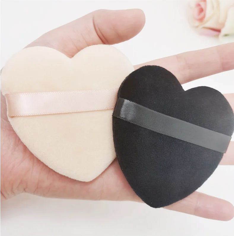 Zonyin Hot Selling Customized Cosmetic Flocking Heart Puff Velvet Makeup Loose Powder Puff Triangle Soft Dry Use