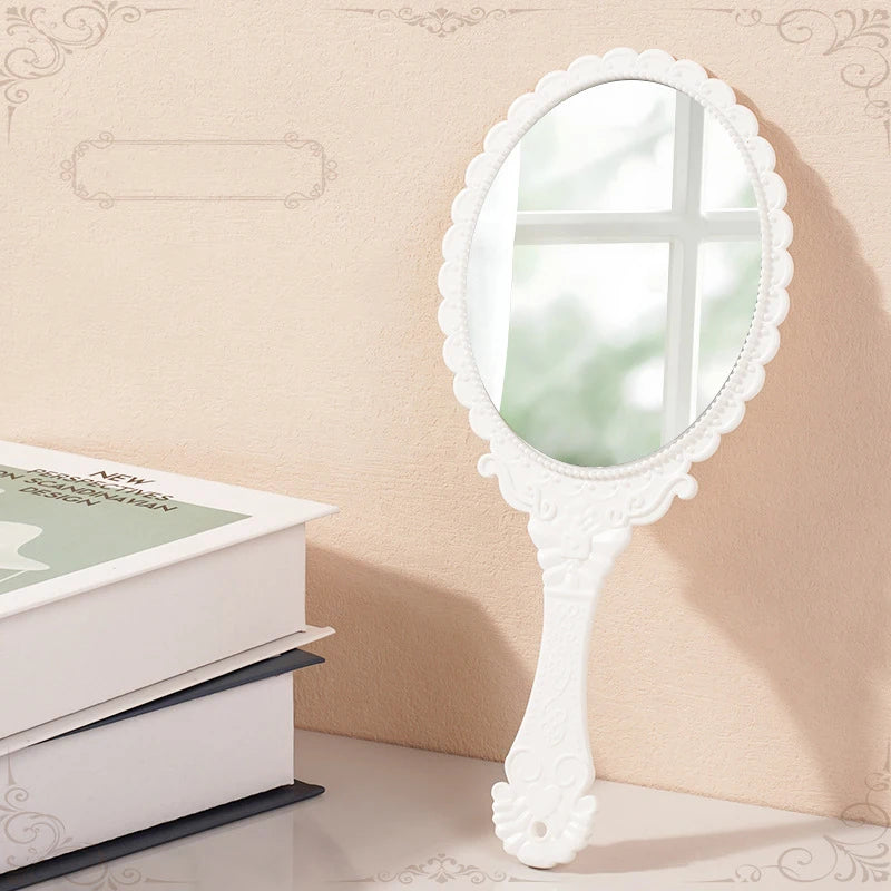 Zonyin Wholesale European Princess Vintage Oval Hand Held Cosmetic Mirror Handheld Retro Compact Makeup Mirror for Wedding