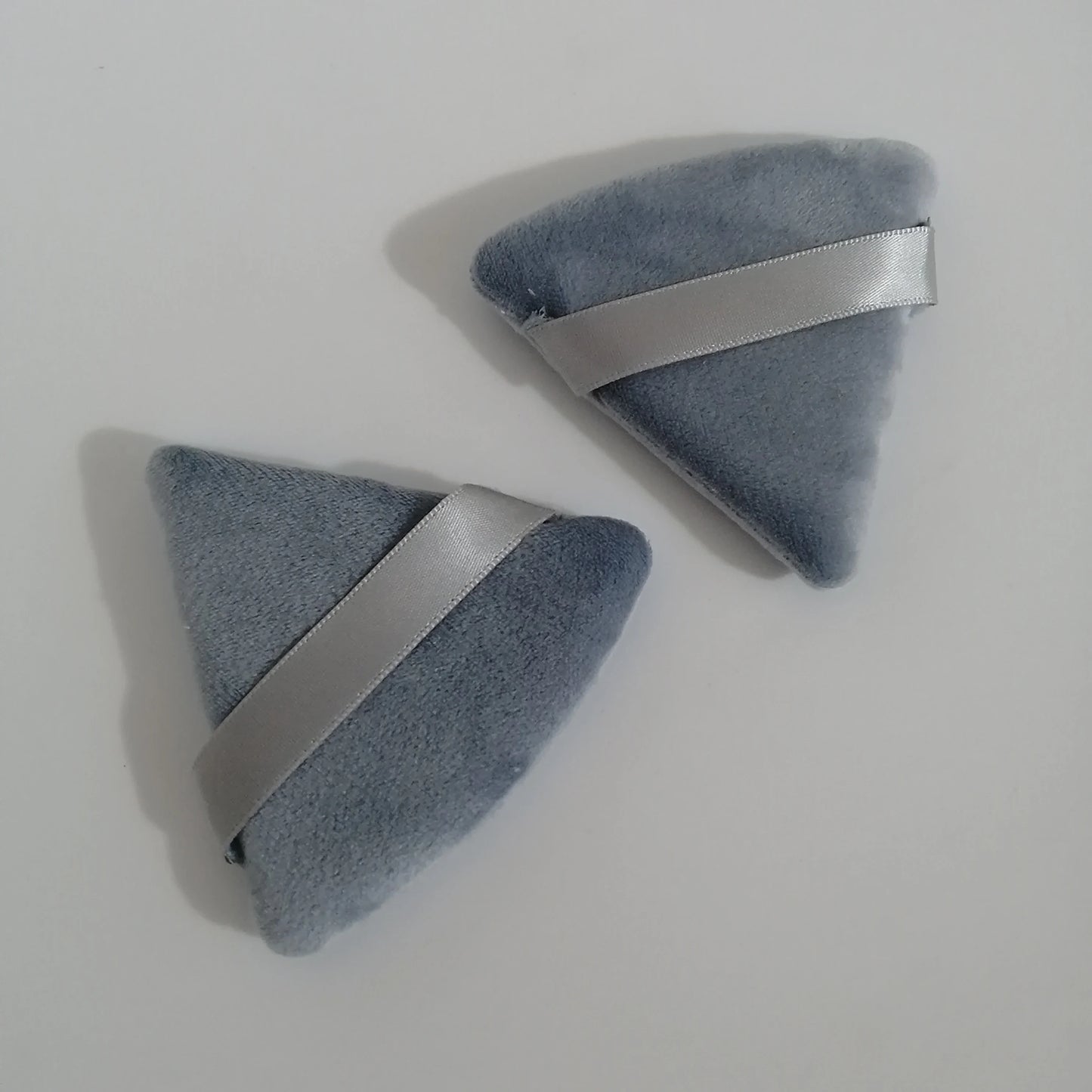 Zonyin Hot Selling Face Soft Velour Makeup Puff Big Equilateral Triangle Powder Puff for Loose Powder Body Powder