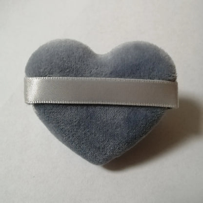 Zonyin Wholesale Powder Puff Custom Logo Soft Velour Cosmetic Puffs Pink Heart Powder Puff