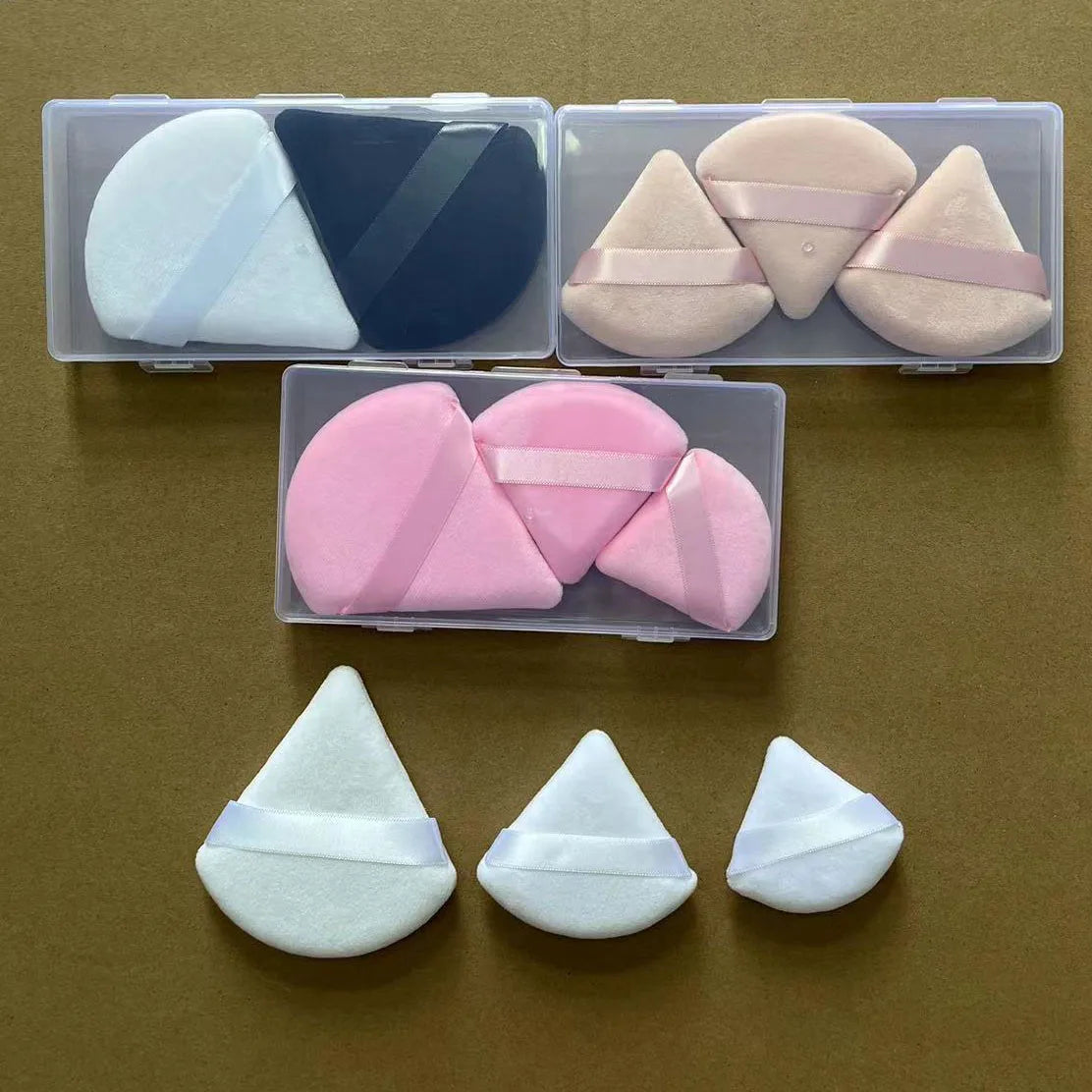 Zonyin Wholesale Velvet Powder Puff Face Loose Powder Sponge Soft Velour Triangle Powder Puffs with a Container